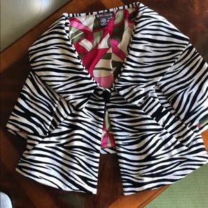 ibisco novita black and white cape